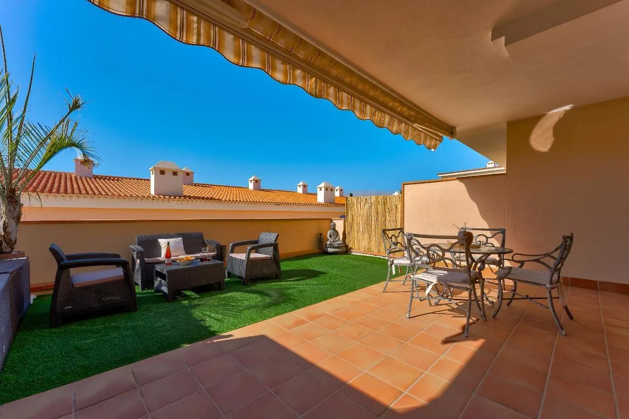 Modern Apartment With Large Terrasse, Bbq, Fast Wifi, 2 Pools Puerto de Santiago